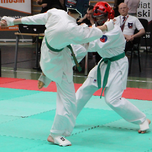 Otwarte Mistrzostwa Makroregionu Centralnego OYAMA PFK i PF Kyokushin Karate w Kumite (10)